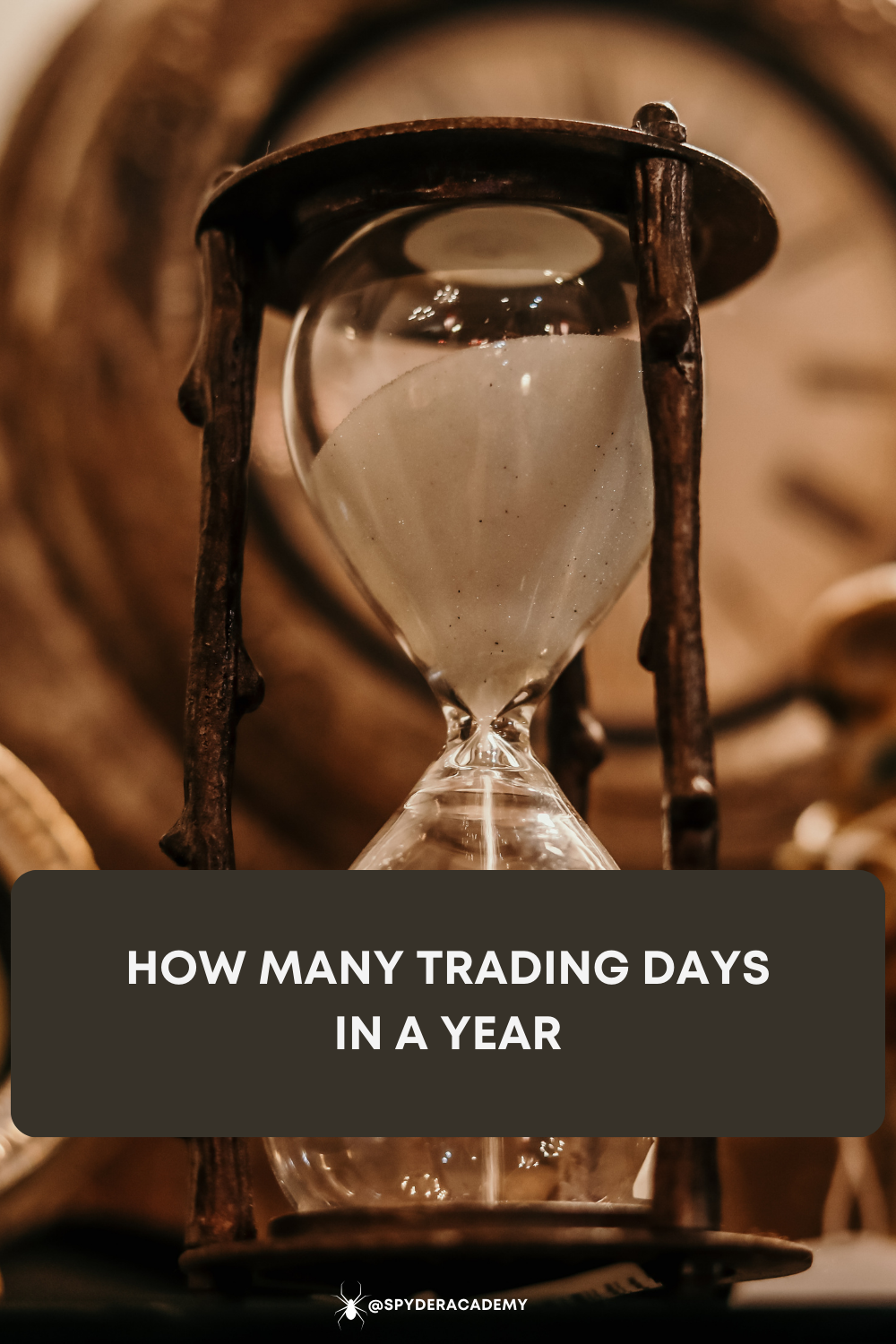 The standard trading year typically consists of 252 trading days. In this guide, we'll delve into various aspects related to trading days, including holidays, trading hours, and the optimal times for trading.